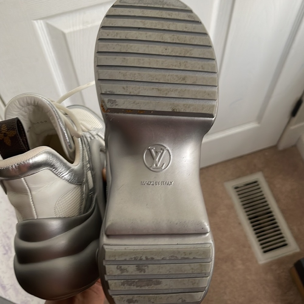 Louis Vuitton Archlight Sneaker - Picture 10 of 14
